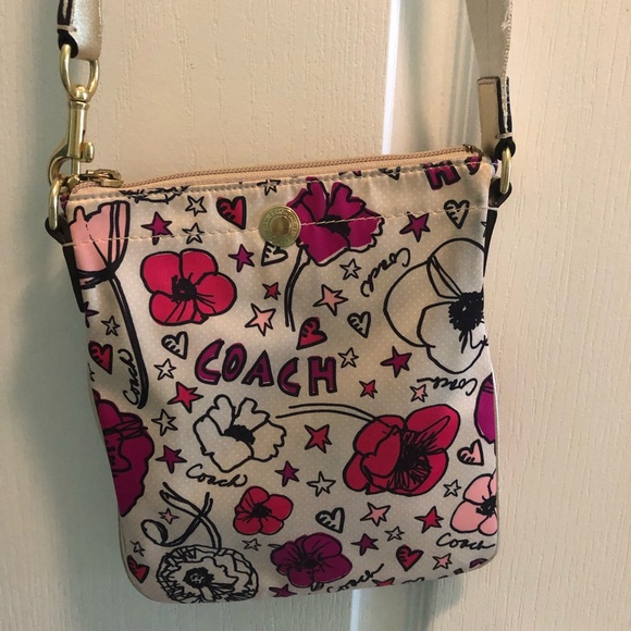 ❗️RARE Coach Poppy Crossbody❗️ - Picture 6 of 8